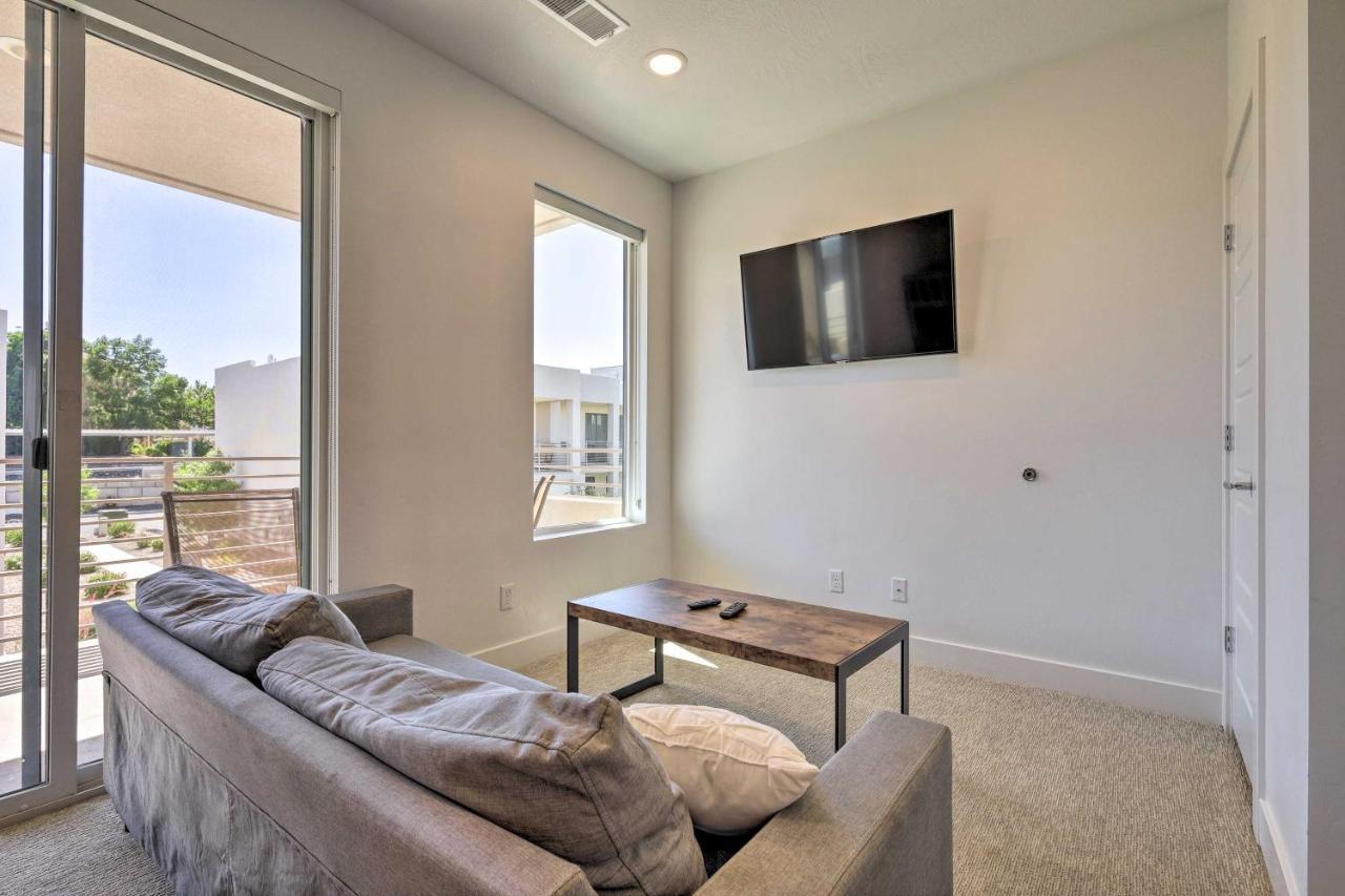 Sunny Resort Townhome And Balcony And Pool Access เซนต์ จอร์จ ภายนอก รูปภาพ